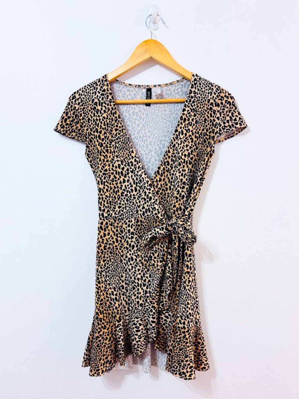 H&M Leopard Wrap Mini Dress | Ruffle Animal Print | Size 0